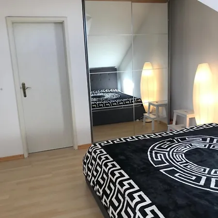 Apartment Sweet *